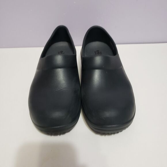 Crocs Black Slip On Comfort  Classic Women's Shoes Sz 8 - Picture 5 of 10